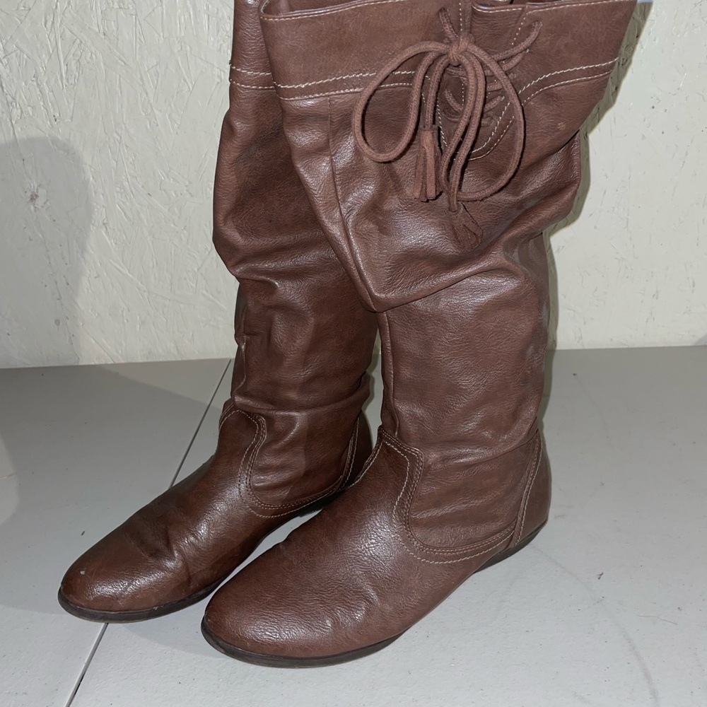 Womens faded glory knee high boots size 7